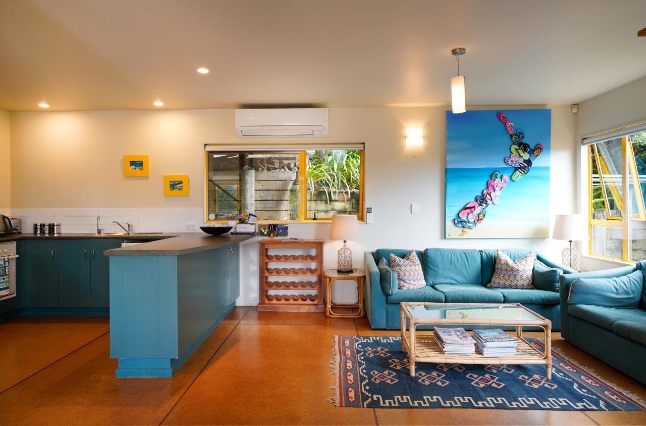 Island View - Stay Waiheke Palm Beach Extérieur photo