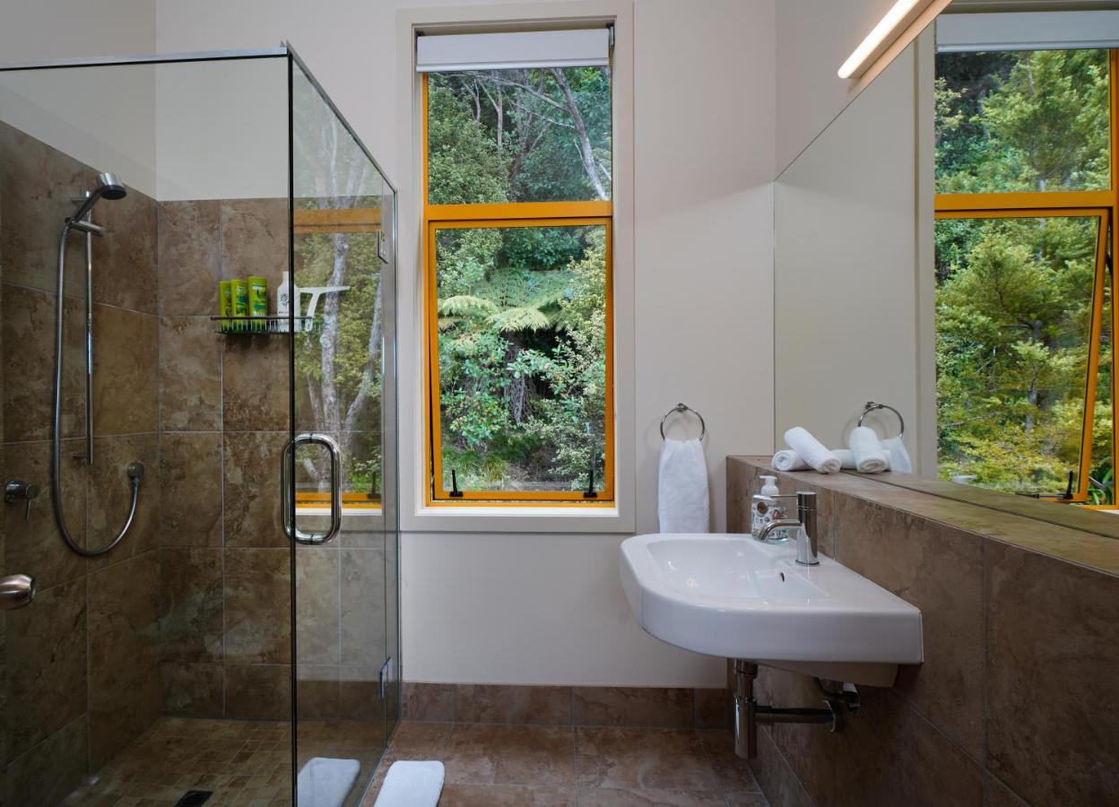 Island View - Stay Waiheke Palm Beach Extérieur photo